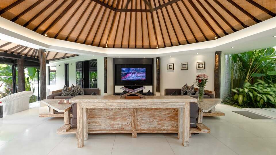 5 Star Villa Kubu Dewi Sri – Canggu Ricefield Retreat