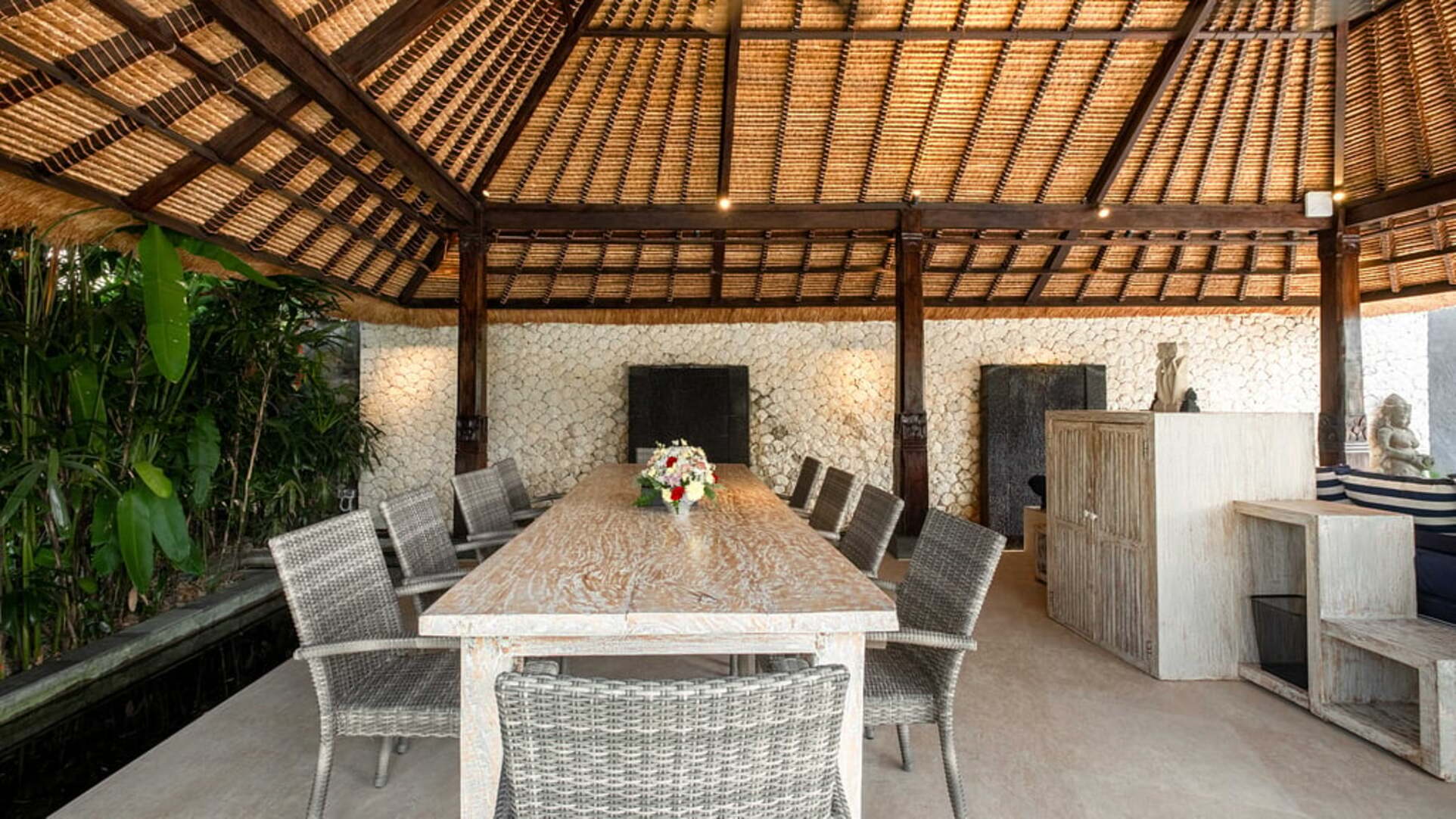 5 Star Villa Kubu Dewi Sri – Canggu Ricefield Retreat
