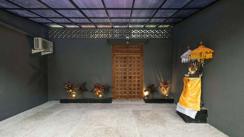 5 Star Alarte Estate – Elegant Seminyak Escape