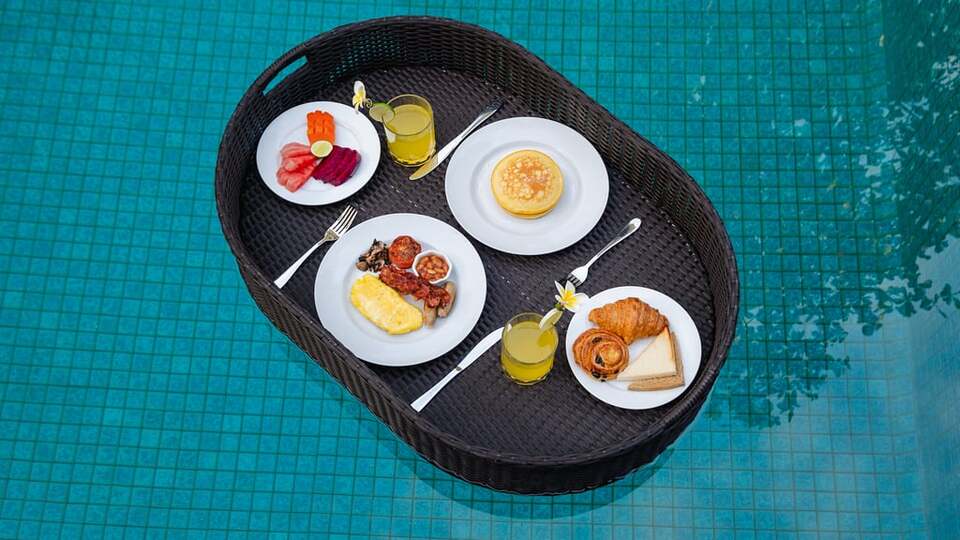 5 Star M Villa 318 Canggu - Tropical Elegance