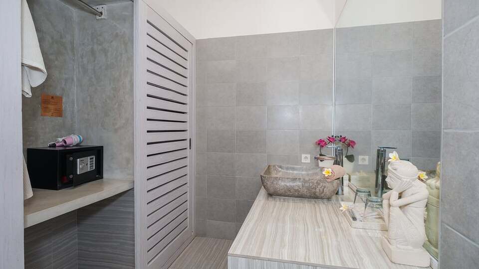 5 Star Villa Larimar - Romantic Serenity