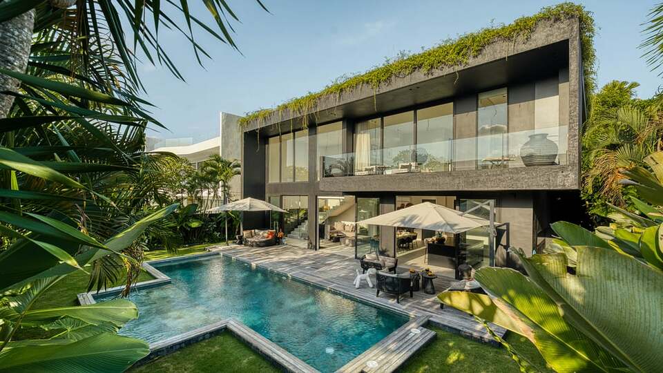 5 Star Villa Amara - Contemporary Tropical Luxury