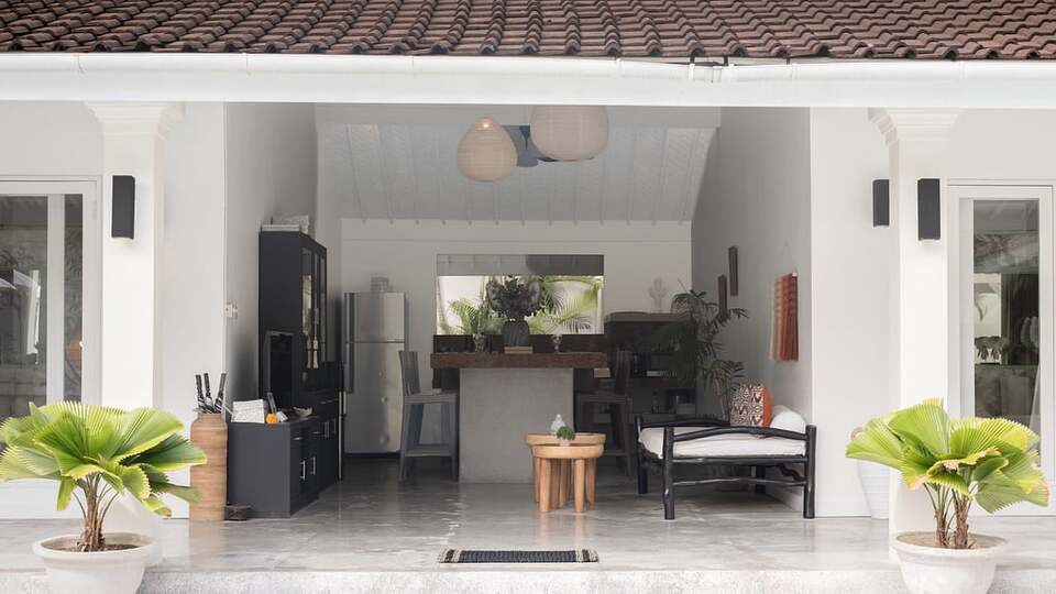 5 Star Villa Mas 3 Seminyak – Chic Tropical Escape