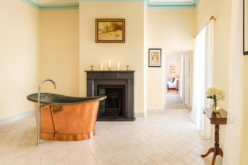 5 Star Rockfield Mansion, Unique Irish Experience
