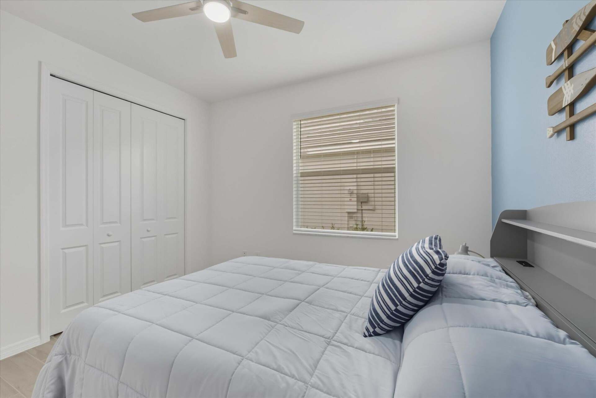 Guest bedroom 2 with double bed