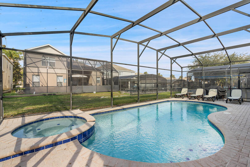 Pool/Spa Pool Faces North