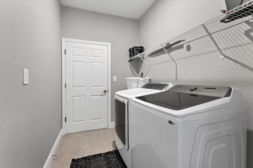 Full-size washer & dryer